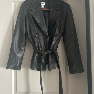 90’s Vintage Women's Black Leather Jacket with Shoulder Pads